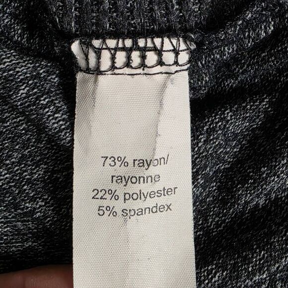 Maurices Gray Soft Knit 3/4 Sleeve Pullover Top L - Picture 9 of 9